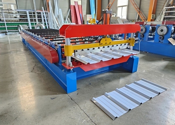 PLC Cutting Sheet Metal Roll Forming Machine 10-20m/Min For Accurate Roof Panels